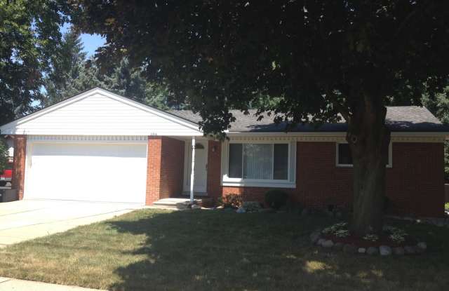 COMING SOON FIRST WEEK OF DECEMBER!! BEAUTIFUL, SPACIOUS 3 BDRM 1.5 BATH RANCH --- JOY RD. Gallery 1