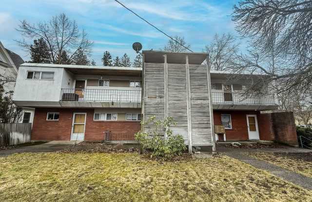 151 S Spruce St. photos photos