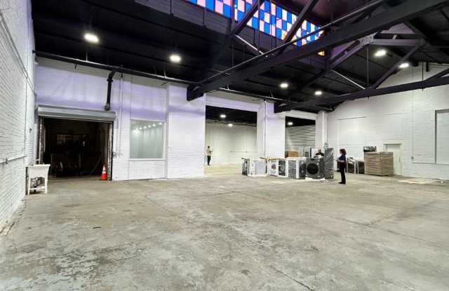 3039-51 B Street Gallery 3