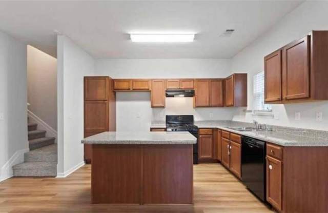 1251 Rockfield Circle Gallery 3
