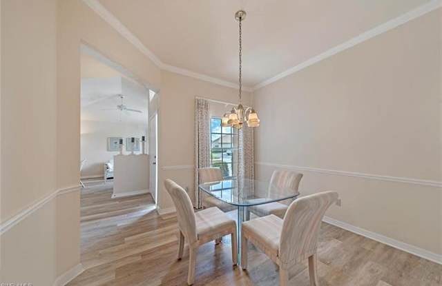 10372 Quail Crown DR Gallery 4
