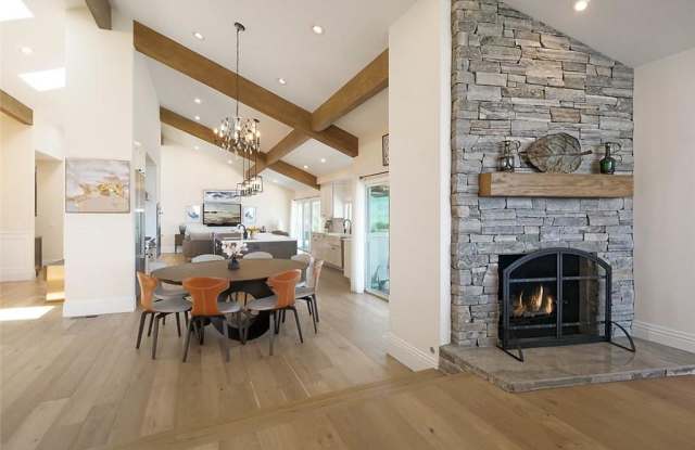 2 El Concho Lane photos photos