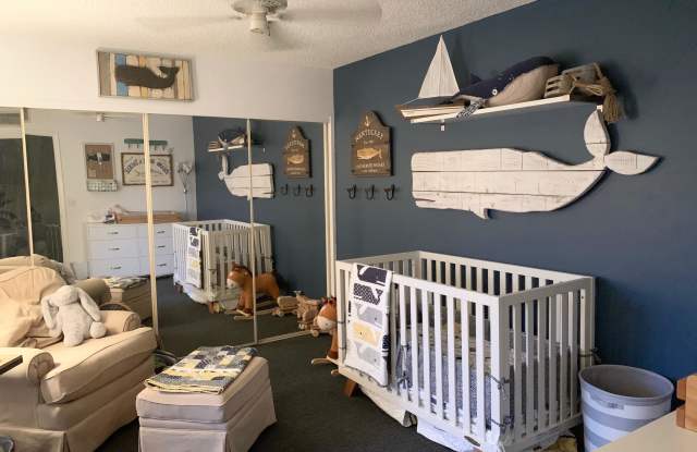 4560 Suburban Pines Drive Gallery 2