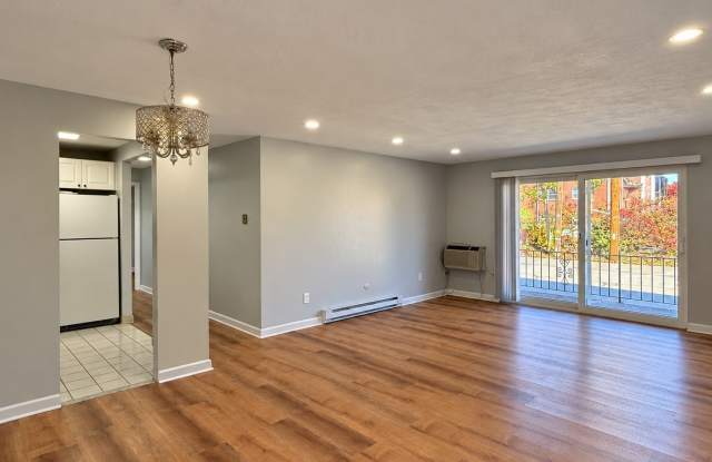 54 Fountain Ln Gallery 2
