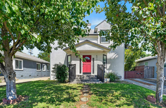 4017 Miller Way Gallery 1