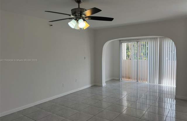10661 SW 108th Ave - 10661 Southwest 108th Avenue, Kendall, FL 33176