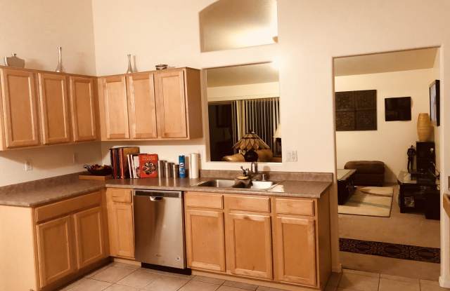 13231 W PARADISE Lane Gallery 2