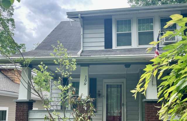 Beautiful Historic Kenilworth 3 bed, 1.5 bath Home Available for Rent photos photos