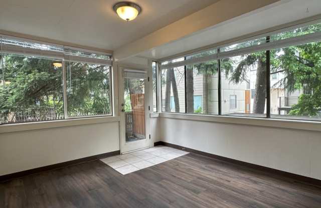 2334-B 49th Ave SW photos photos