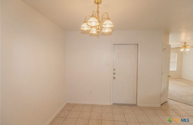309 Cedar Ridge Drive Gallery 4