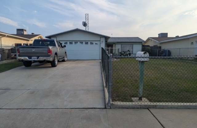 Move-In Ready 3-Bedroom Home with Solar, Backup Batteries, Covered Patio  Large Yard photos photos