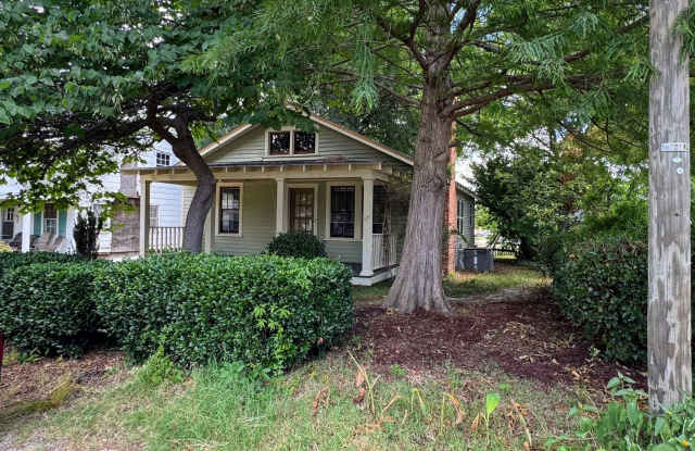 Cute Bungalow Near NC State Fairgrounds - Pet Friendly! photos photos