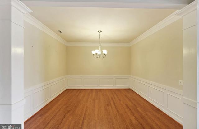 8980 FASCINATION COURT Gallery 4