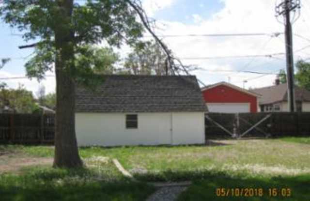 4677 Grant Street Gallery 2
