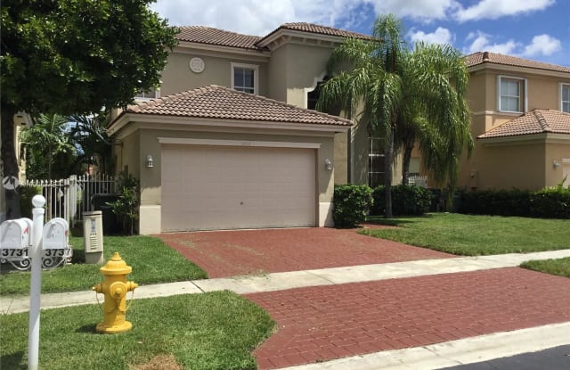 3737 NE 19th St - 3737 Northeast 19th Street, Homestead, FL 33033