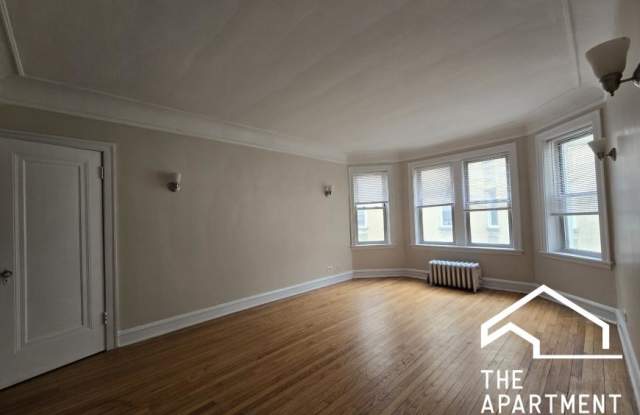 1806 West Farwell Ave. photos photos