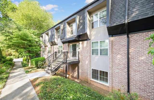 305 Winding River Village Drive photos photos