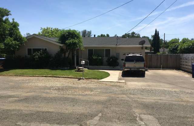 East Redding Home with Garage and Shop!! photos photos