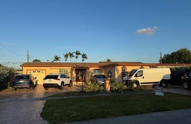 1325 W 4 lane photos photos