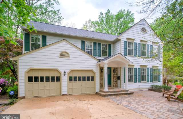1008 N TUCKAHOE STREET - 1008 North Tuckahoe Street, Falls Church, VA 22046