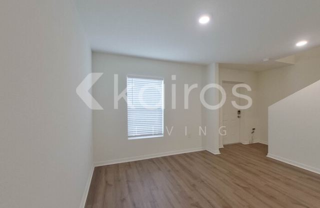 18268 Wintergarden Avenue Gallery 4