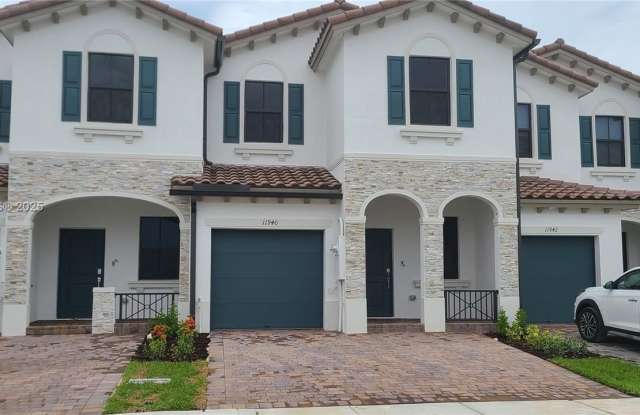 11940 SW 247th Ter photos photos