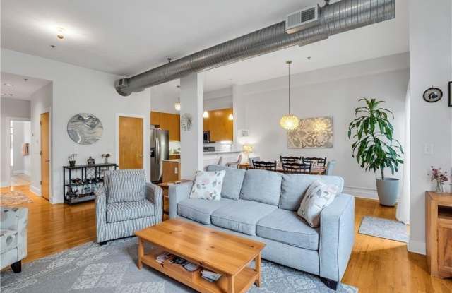 15 Waddell Street NE unit: 204 photos photos