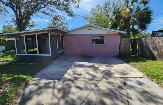 3138 OAKLAWN AVENUE - 3138 Oaklawn Avenue, Largo, FL 33771