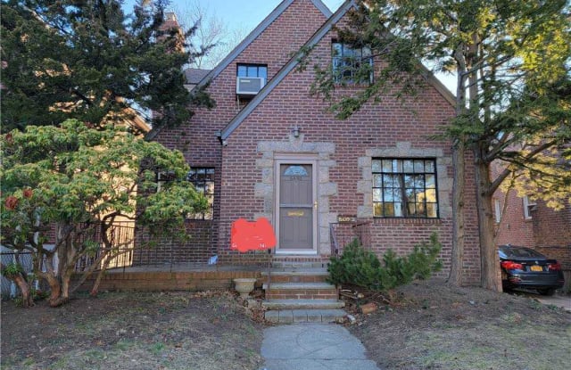64-30 Elwell Cre - 64-30 Ellwell Crescent, Queens, NY 11374