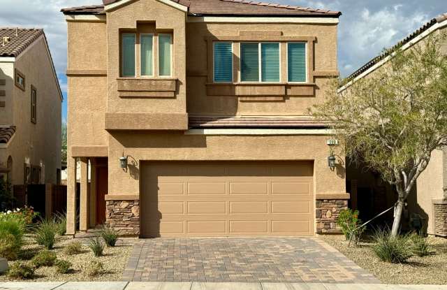 4 BED, 2.5 BATH, 2 CAR-GARAGE, TWO-STORY, SINGLE FAMILY HOME FOR RENT w/ COMMUNITY POOL  SPA photos photos