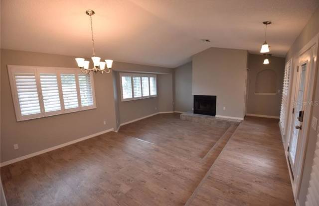 1341 GOLFSIDE DRIVE Gallery 2