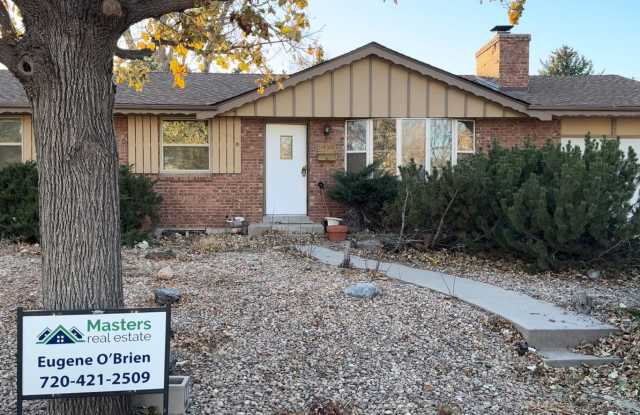 Spacious Ranch Style Home in Aurora photos photos