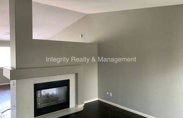 17631 Cornish PL Gallery 3