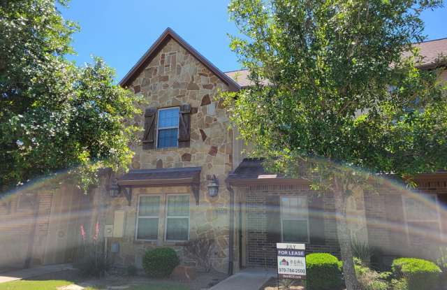 4 bedroom / 4 bath / 2-story in the Barracks Townhome community photos photos