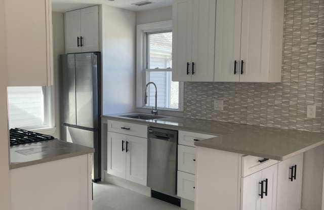 128 River Road Extension - 128 River Road Extension, Cos Cob, CT 06807