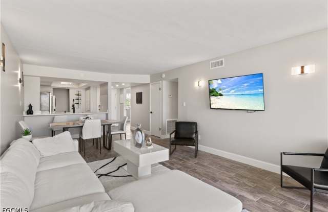 25804 Cockleshell Drive Gallery 4