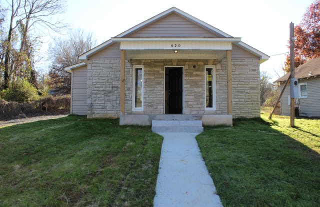 620 Mount Vernon Avenue - 620 Mount Vernon Avenue Northeast, Winston-Salem, NC 27101