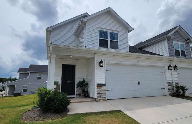 Like New 4 Bed, 2.5 Bath Townhome Available in Greenville photos photos