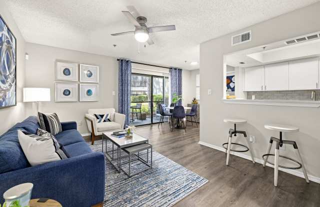 4800 Westshore Apartments photos photos