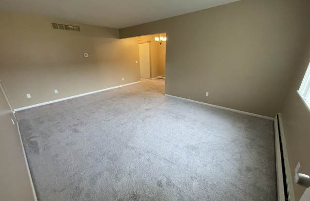 423 Parkdale Ave photos photos