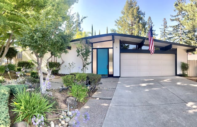 17545 Via Sereno - 17545 Via Sereno, Monte Sereno, CA 95030