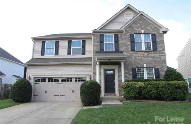 207 Elba Drive - 207 Elba Drive, Mooresville, NC 28115