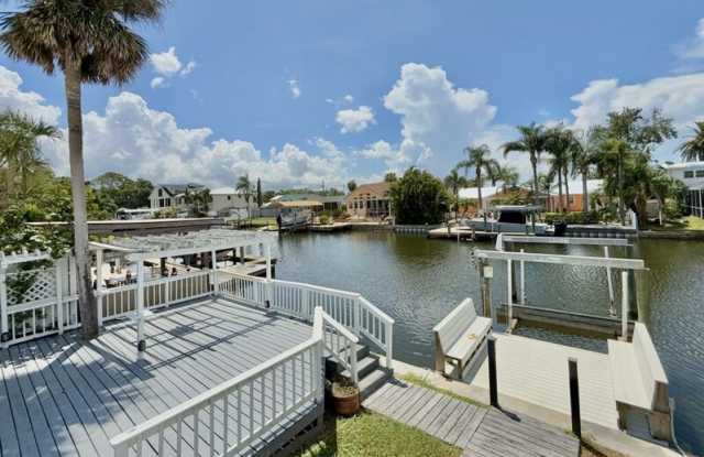 8718 Thornwood Lane photos photos 8718 Thornwood Lane photos photos