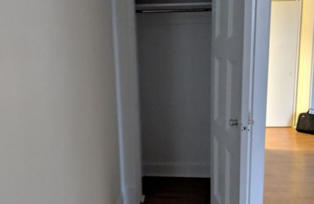 1 Hamilton Pl Gallery 2
