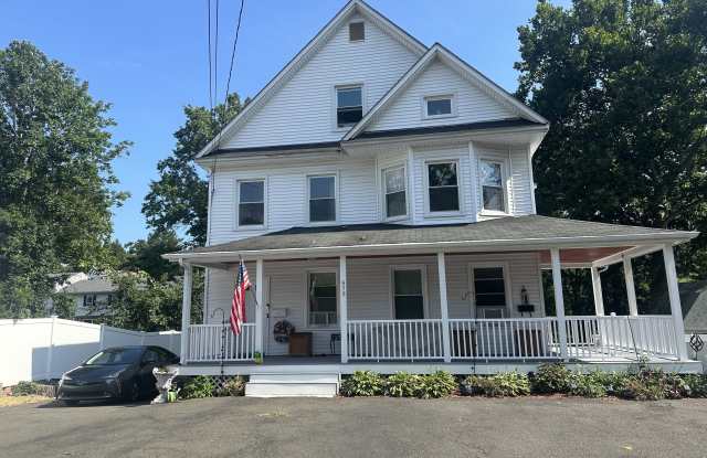 575 Glenbrook Road - 575 Glenbrook Road, Stamford, CT 06906