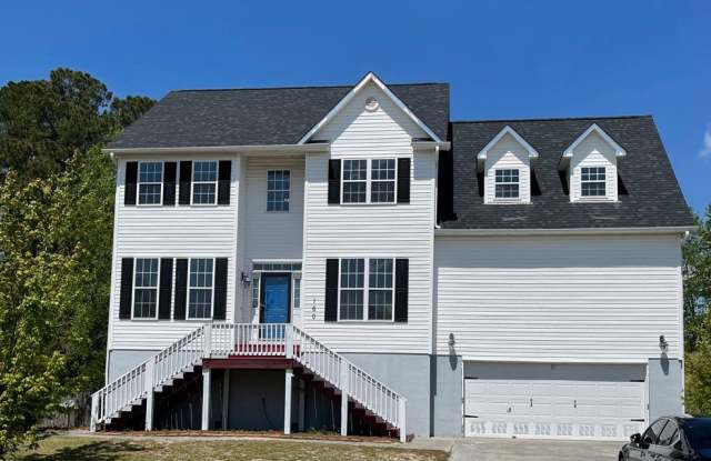 Welcome to River Hills! - 160 Forest Bluff Drive, Onslow County, NC 28540