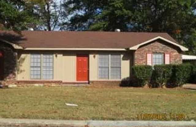 4613 Randall Dr Gallery 1