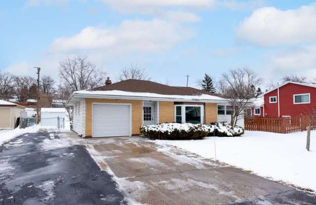 405 S Thornwood Drive Gallery 2