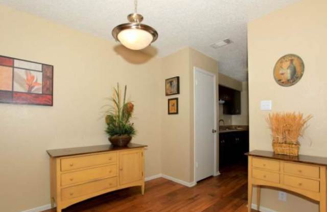 4443 Callaghan Rd Gallery 3