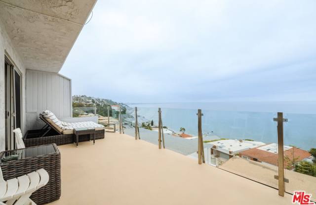 18203 Coastline Dr photos photos